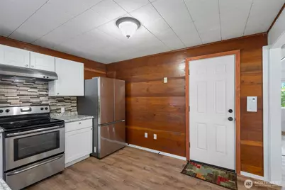 16458 NE 17th Place, Bellevue, WA 98008 - Photo 17