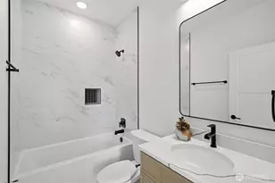 5718 NE 65th St, Seattle, WA 98115 - Photo 17