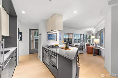 590 1st Avenue S #609, Seattle, WA 98104 - Photo 3
