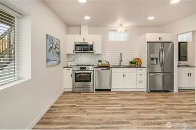 1529 Sturgus Avenue S #B, Seattle, WA 98144 - Photo 3