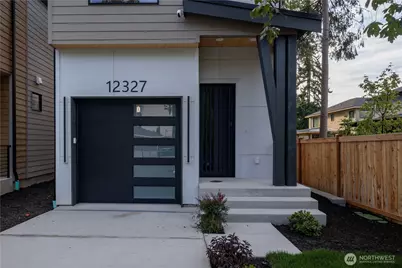 12327 80th Ave NE, Kirkland, WA 98034 - Photo 3