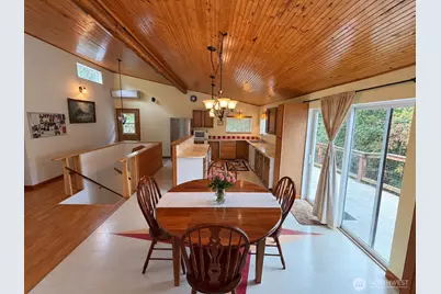 9425 Dahl Lane, Blaine, WA 98230 - Photo 15