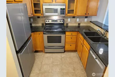 700 32nd #A207, Bellingham, WA 98225 - Photo 5