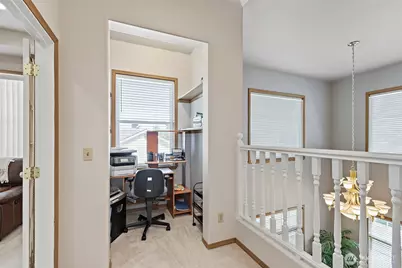 10821 Crestwood Drive S, Seattle, WA 98178 - Photo 21