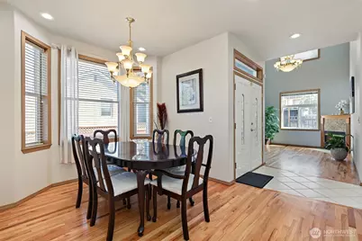 10821 Crestwood Drive S, Seattle, WA 98178 - Photo 5