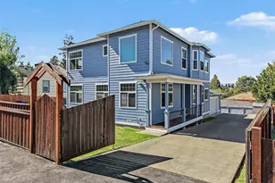 10821 Crestwood Dr S, Seattle, WA 98178 - Photo 33