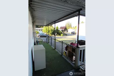 5220 176th Street SW #28, Lynnwood, WA 98037 - Photo 15