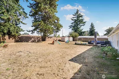 8105 Fairway Drive SW, Lakewood, WA 98498 - Photo 23