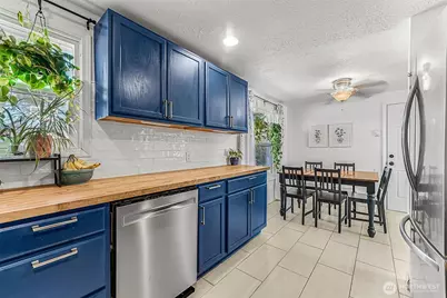 8105 Fairway Drive SW, Lakewood, WA 98498 - Photo 9