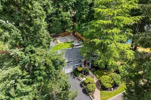8512 NE 136th St, Kirkland, WA 98034 - Photo 31