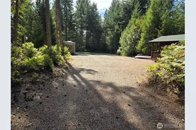 211 E Emerald Lake Dr, Grapeview, WA 98546 - Photo 1
