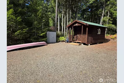 211 E Emerald Lake Dr, Grapeview, WA 98546 - Photo 3