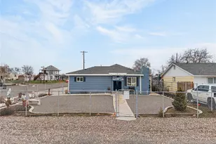 232 6th Ave, Mabton, WA 98935 - Photo 3