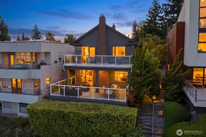 2039 34th Avenue S, Seattle, WA 98144 - Photo 3