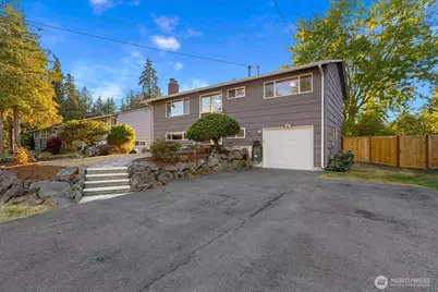 22704 38th Avenue W, Mountlake Terrace, WA 98043 - Photo 3