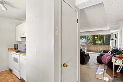 4801 180th Street SW #B205, Lynnwood, WA 98037 - Photo 7