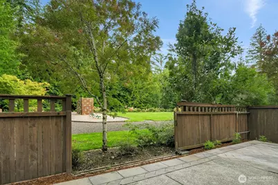 1413 239th Avenue NE, Sammamish, WA 98074 - Photo 19