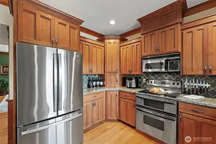 2701 13th St Pl SW, Puyallup, WA 98373 - Photo 11