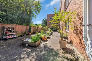 1605 E Olive St, Seattle, WA 98122 - Photo 27