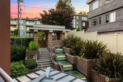 3900 2nd Ave NE #303, Seattle, WA 98105 - Photo 5