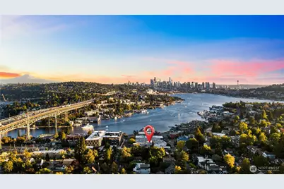 3900 2nd Ave NE #303, Seattle, WA 98105 - Photo 1