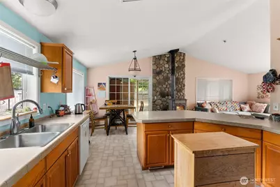 12977 US Hwy 12, Packwood, WA 98361 - Photo 5