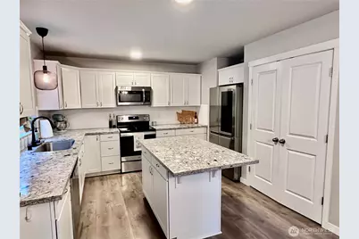 141 E Ellinor Peak Place, Belfair, WA 98528 - Photo 7