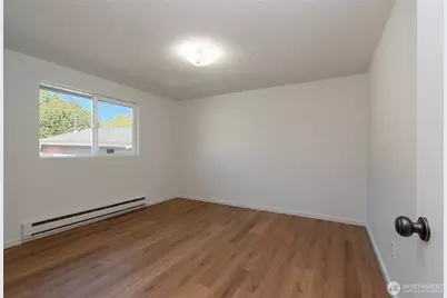 2355 E Sixth Avenue, Port Angeles, WA 98362 - Photo 15