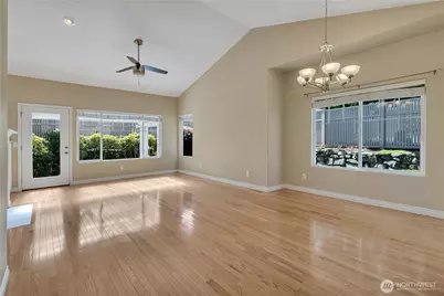 5121 S 234th Street #42-4, Kent, WA 98032 - Photo 3