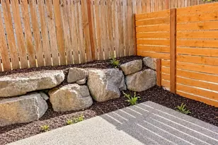 1220 N 137th St, Seattle, WA 98133 - Photo 9