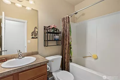 409 Balmer Street SW, Orting, WA 98360 - Photo 11