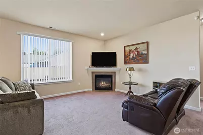 409 Balmer Street SW, Orting, WA 98360 - Photo 7