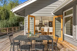 7183 NE Eagle Harbor Dr NE, Bainbridge Island, WA 98110 - Photo 19