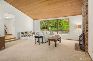 19516 SE 23rd St, Sammamish, WA 98075 - Photo 3