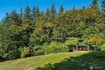 19516 SE 23rd Street, Sammamish, WA 98075 - Photo 27