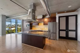 2720 3rd Ave, Seattle, WA 98121 - Photo 5