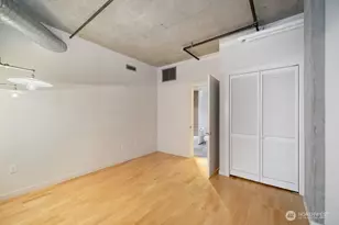 2720 3rd Ave, Seattle, WA 98121 - Photo 9