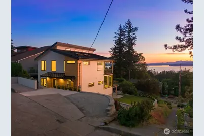 7602 44th Avenue SW, Seattle, WA 98136 - Photo 1