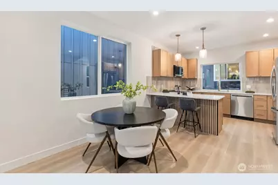 13321 3rd Avenue NE #D, Seattle, WA 98125 - Photo 13