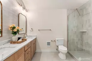 13321 3rd Ave NE, Seattle, WA 98125 - Photo 27