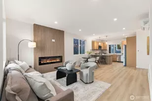 13321 3rd Ave NE, Seattle, WA 98125 - Photo 11