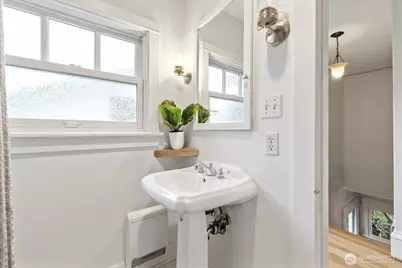 419 Wheeler Street, Seattle, WA 98109 - Photo 21