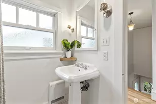 419 Wheeler St, Seattle, WA 98109 - Photo 21
