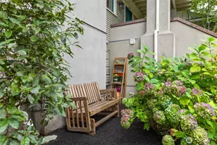 419 Wheeler St, Seattle, WA 98109 - Photo 33