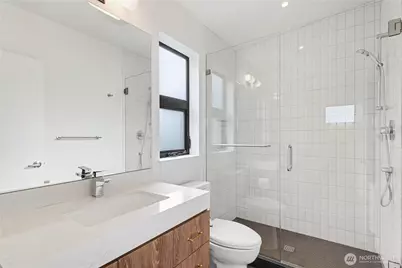 2609 31st Avenue W #A, Seattle, WA 98199 - Photo 23
