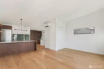 2609 31st Avenue W #A, Seattle, WA 98199 - Photo 11