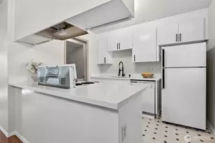 10915 E 62nd St, Puyallup, WA 98372 - Photo 5