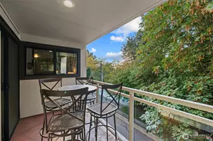 130 105th Ave SE, Bellevue, WA 98004 - Photo 17