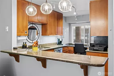 130 105th Avenue SE #219, Bellevue, WA 98004 - Photo 5