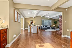 2526 204th St SW, Lynnwood, WA 98036 - Photo 13